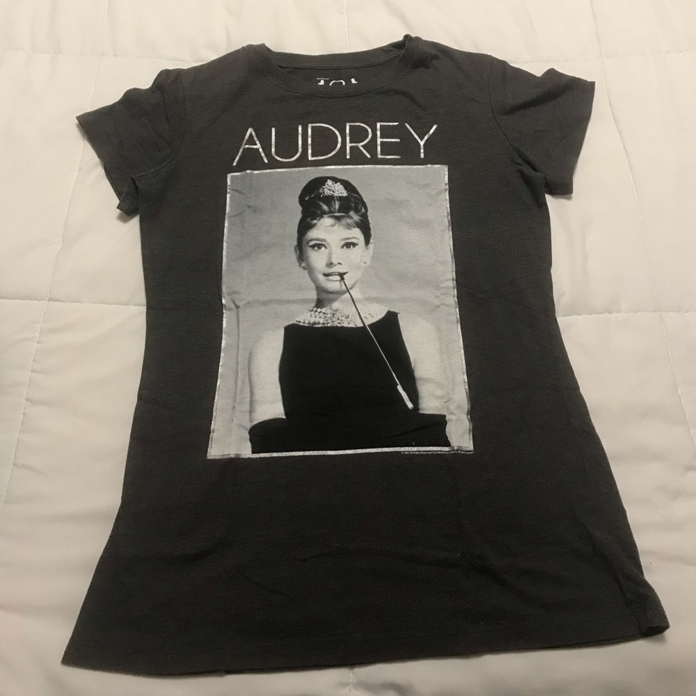 Audrey Hepburn tee- shirt